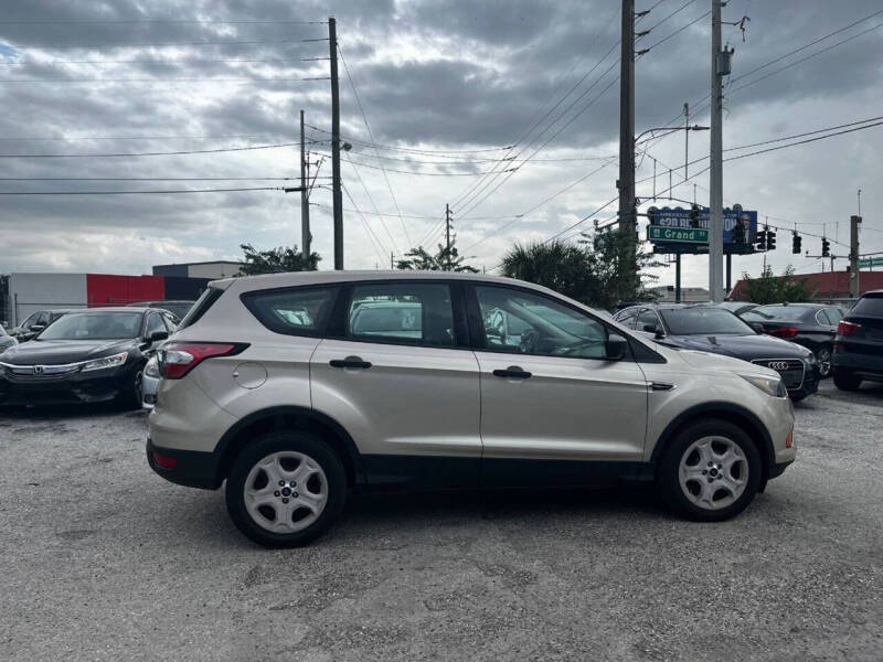 2018 Ford Escape S
