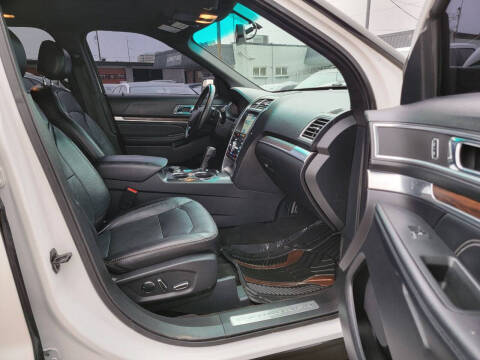 2017 Ford Explorer Limited