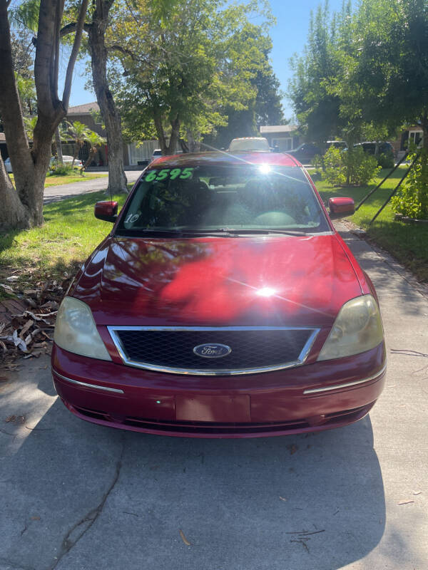 2006 Ford Five Hundred SE photo 2