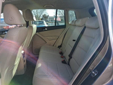 2011 Volkswagen Tiguan S 4Motion