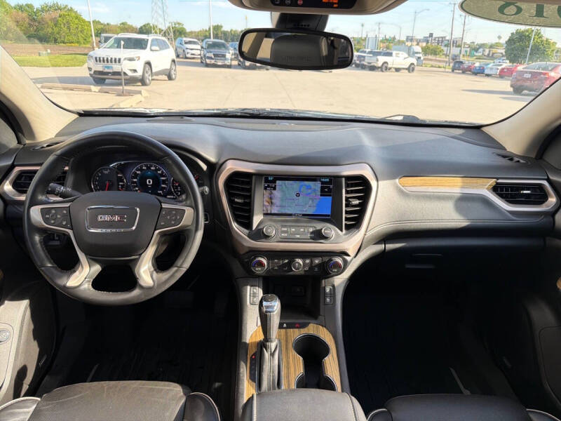 2018 GMC Acadia Denali