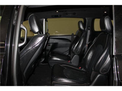 2022 Chrysler Pacifica Hybrid Touring L