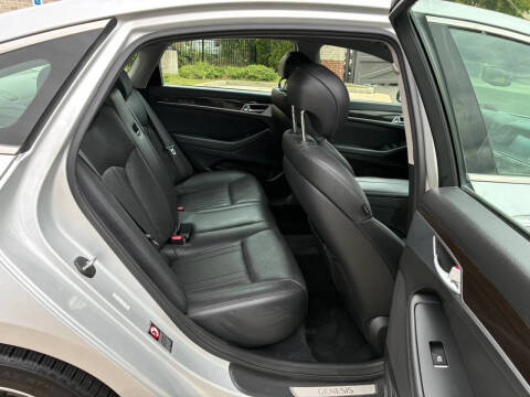 2017 Genesis G80