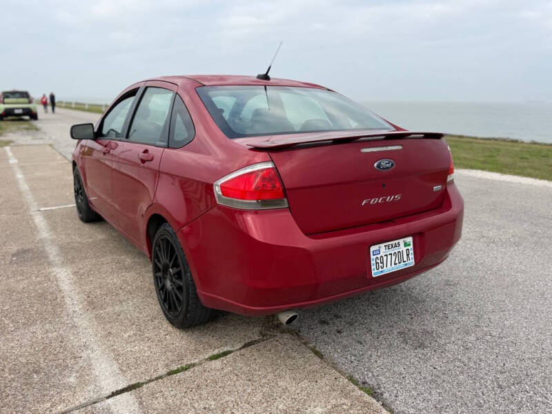 2009 Ford Focus SES