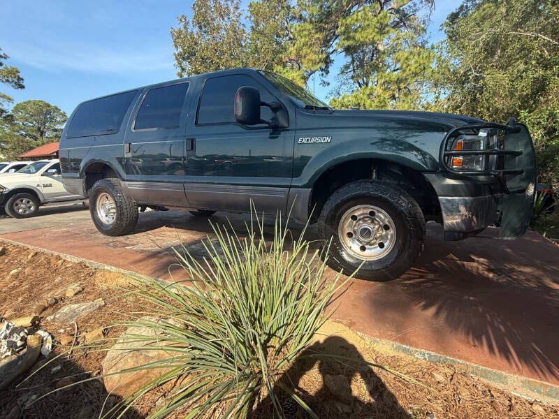 Ford Excursion's photo