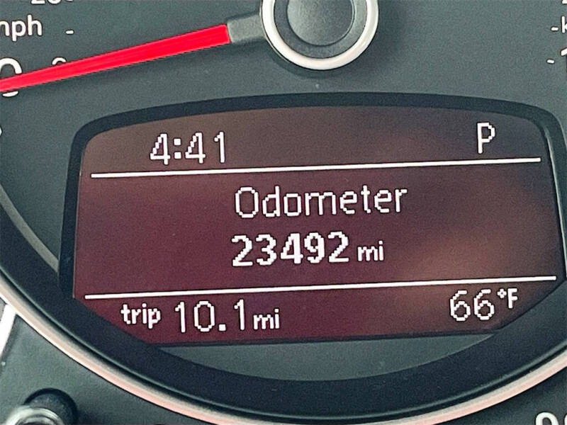 2019 Volkswagen Beetle 2.0T S