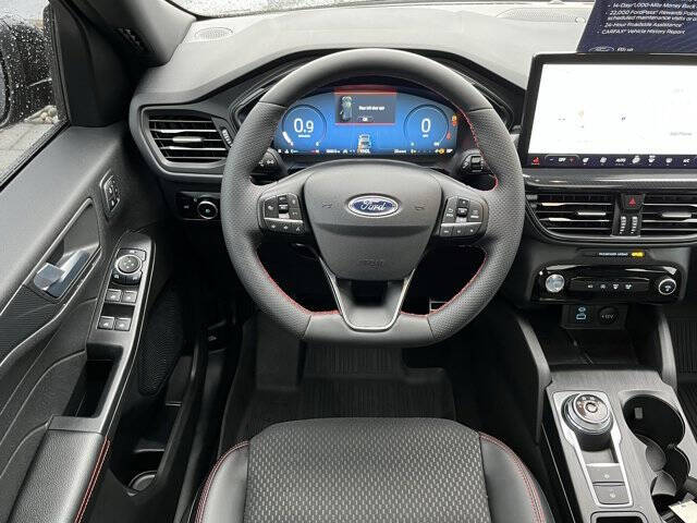 2023 Ford Escape ST-Line Select