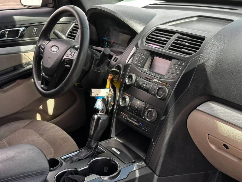 2019 Ford Explorer