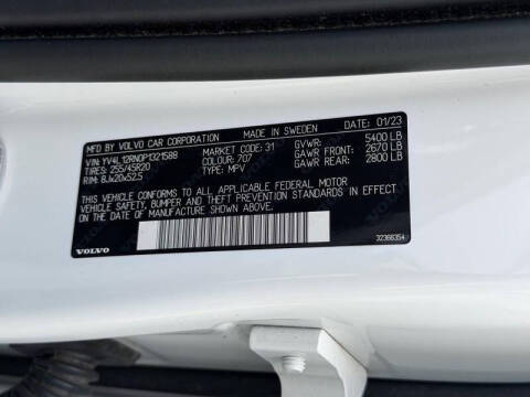 2023 Volvo XC60 B5 Plus Bright Theme