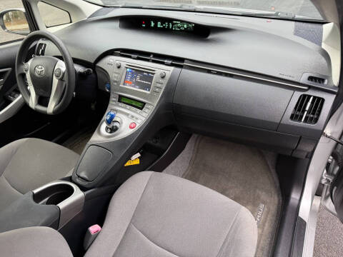 2012 Toyota Prius Two