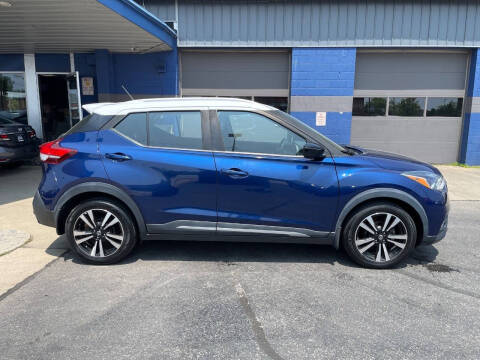 2019 Nissan Kicks SR