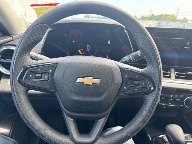 2024 Chevrolet Trax LT