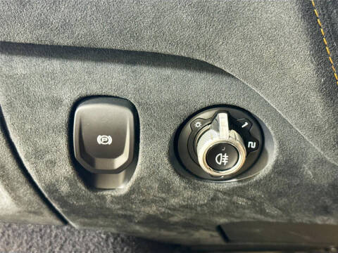 2022 McLaren 720S Performance