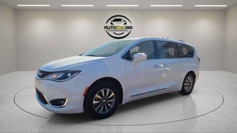 2020 Chrysler Pacifica Touring L Plus