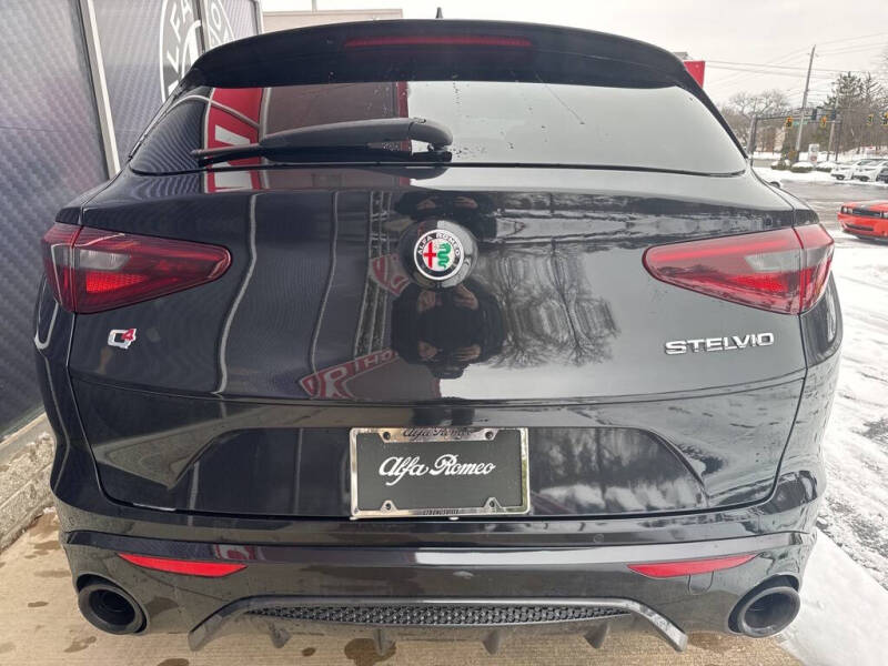 2023 Alfa Romeo Stelvio Veloce