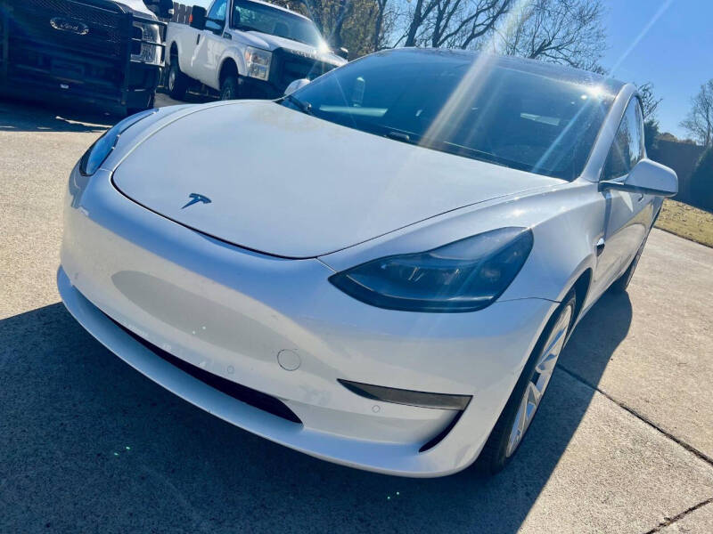 2021 Tesla Model 3 Base's photo