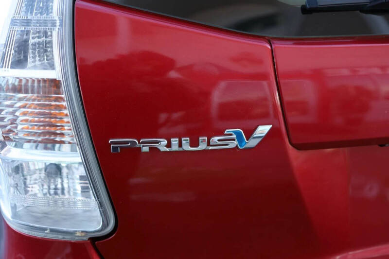 2012 Toyota Prius v