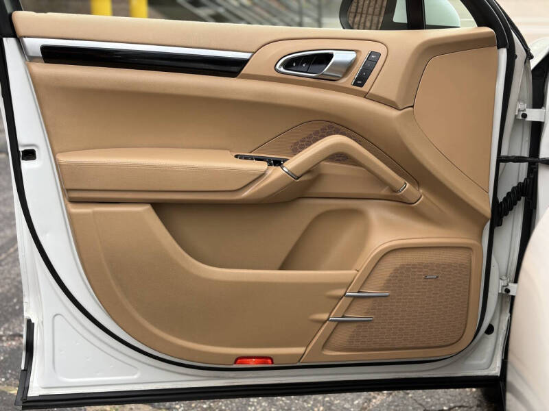 2012 Porsche Cayenne