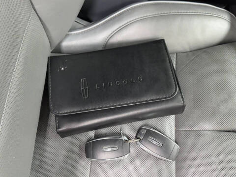 2019 Lincoln Navigator L Select