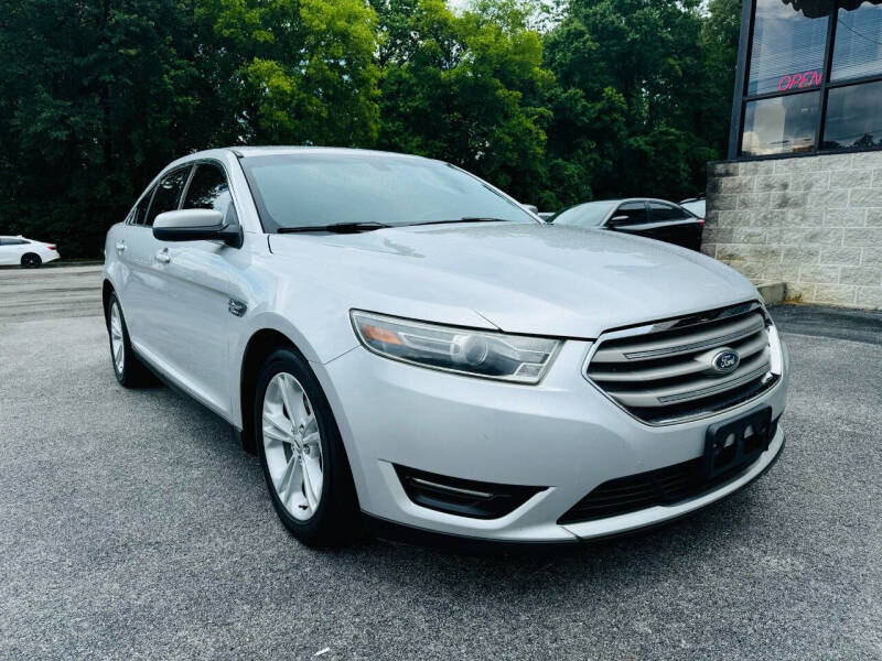 2015 Ford Taurus SEL