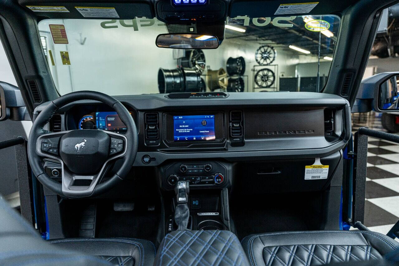 2023 FORD Bronco SUV / Crossover - $71,999