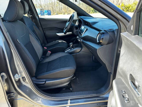 2019 Nissan Kicks SV