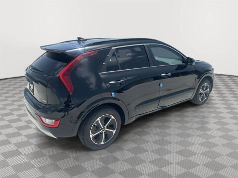 2025 Kia Niro SX