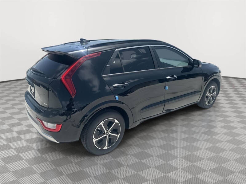 2025 Kia Niro SX