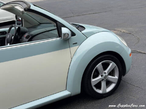 2010 Volkswagen New Beetle Convertible