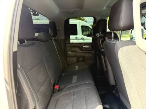 2023 GMC Sierra 2500HD Pro