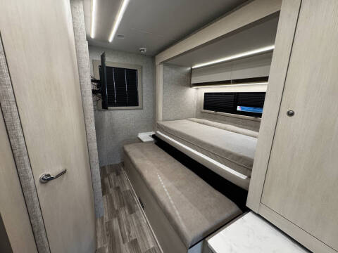 2026 Tiffin Wayfarer