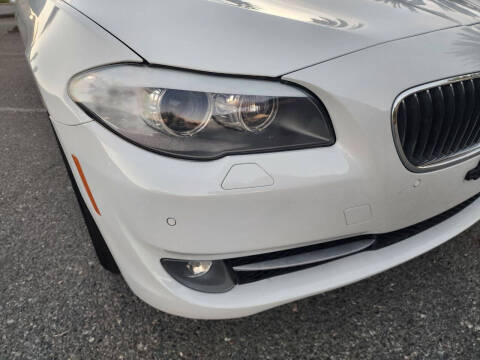 2012 BMW 5 Series 528i
