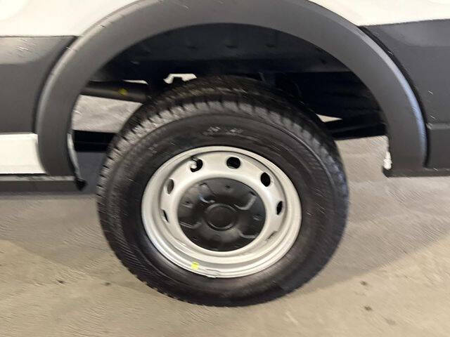 2025 Ford Transit 250