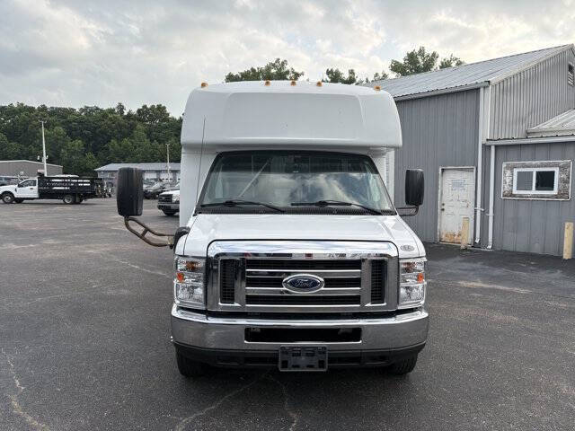 2019 Ford E-Series