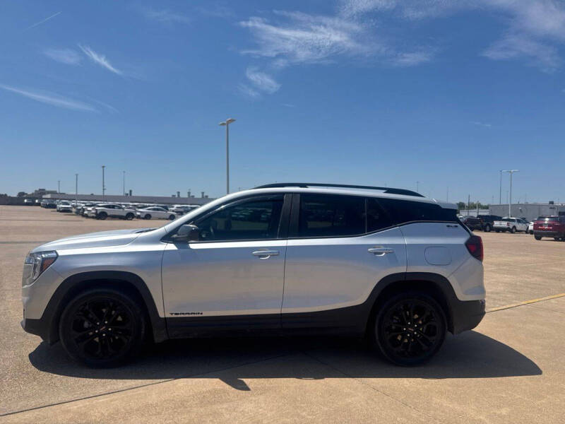 2022 GMC Terrain SLE
