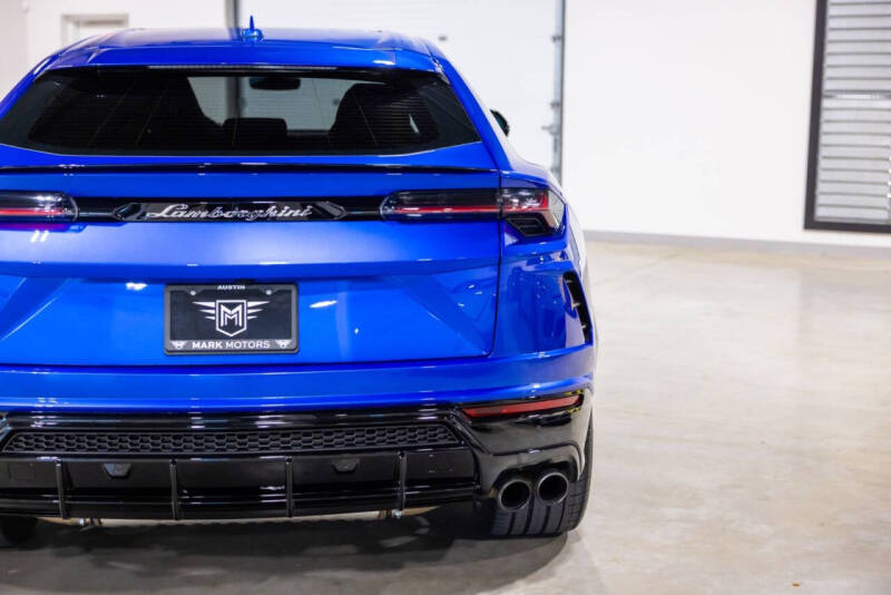 2022 Lamborghini Urus
