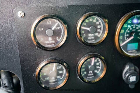 2001 AM General Hummer