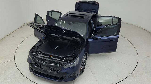 2025 BMW i5 eDrive40