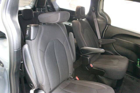 2023 Chrysler Pacifica Touring