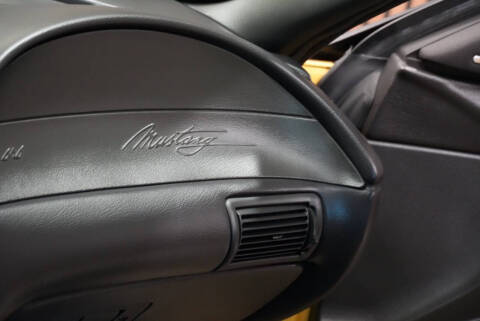 2003 Ford Mustang Mach 1 Premium