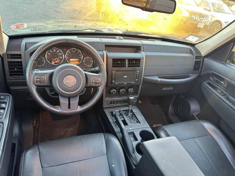 2012 Jeep Liberty Sport