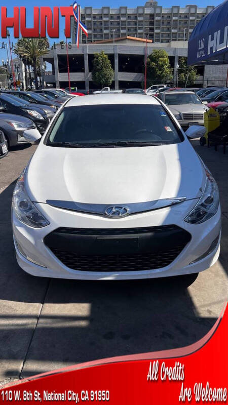 2012 Hyundai Sonata Hybrid for sale at Hunt Auto Sales in National City CA