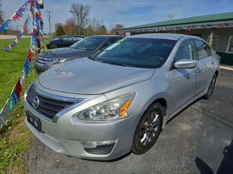 2015 Nissan Altima for sale at Pack's Peak Auto in Hillsboro OH