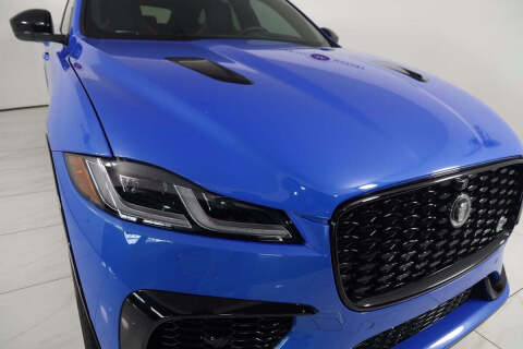 2024 Jaguar F-PACE SVR