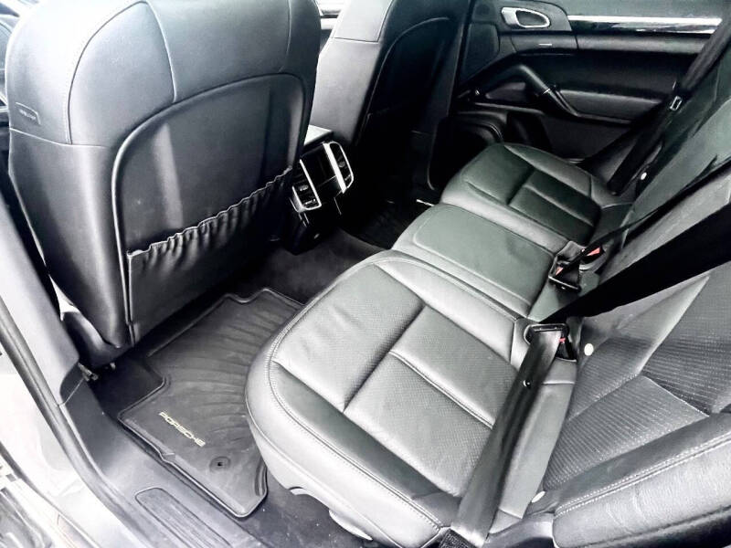 2014 Porsche Cayenne