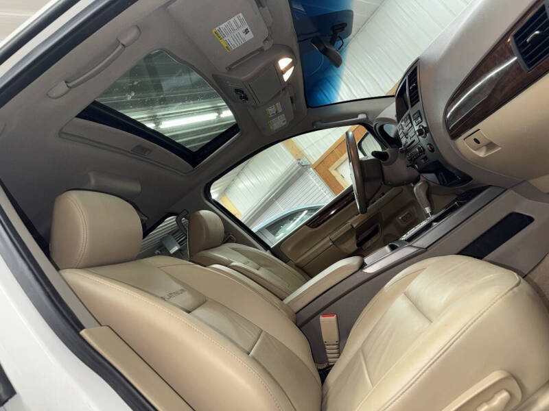 2012 Nissan Armada Platinum