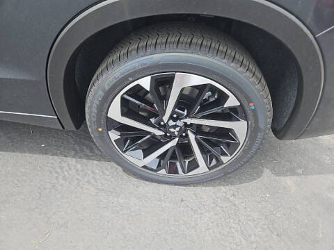 2025 Mitsubishi Outlander PHEV SEL