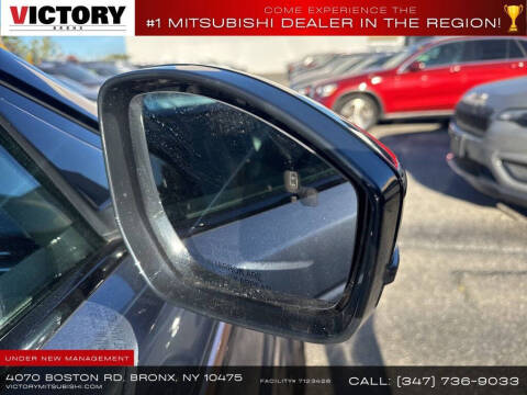 2022 Land Rover Range Rover Velar P250 R-Dynamic S