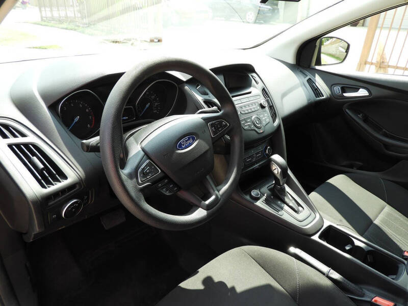 2017 Ford Focus SE