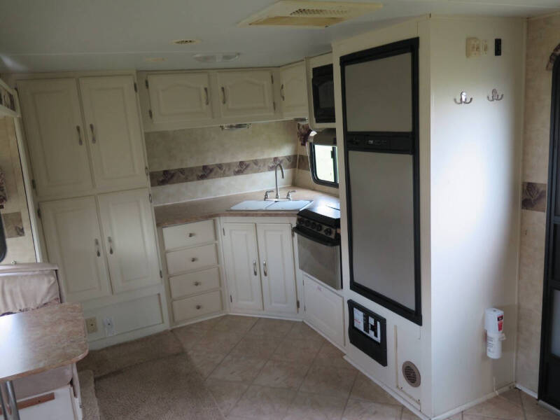 2006 Dutchmen RV Adirondack